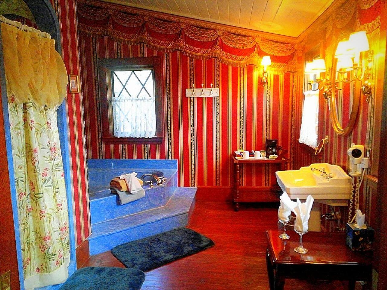 Shamrock Thistle & Crown B&B Weirsdale Екстериор снимка