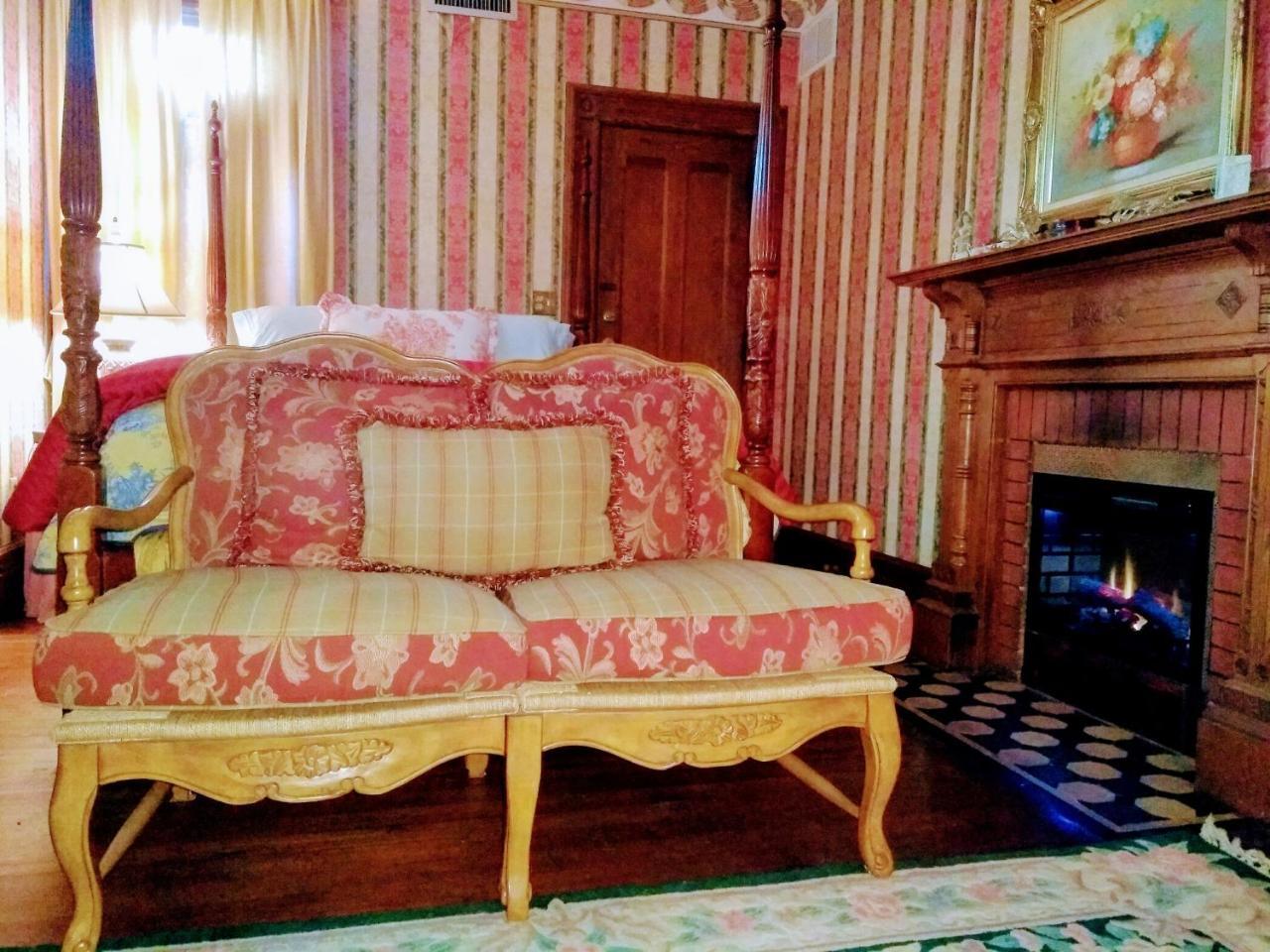Shamrock Thistle & Crown B&B Weirsdale Екстериор снимка